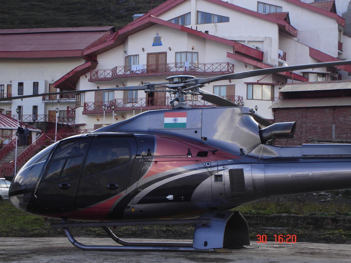 Clifftop Club Auli Джошимат Экстерьер фото